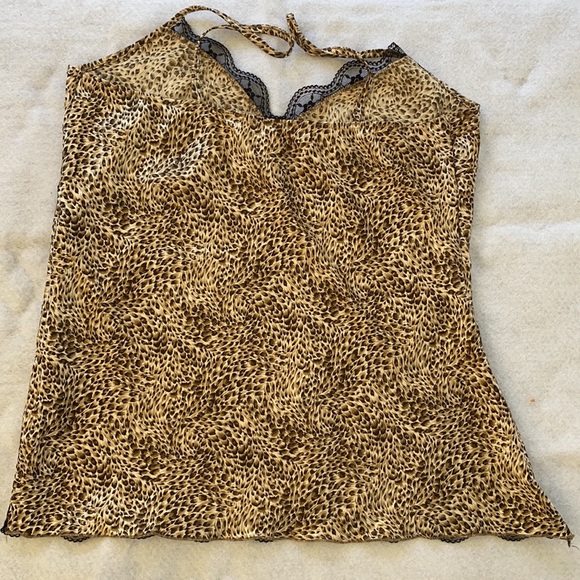 Rue21 Chemise Size XL Leopard/Feather Print NWOT - Picture 5 of 7